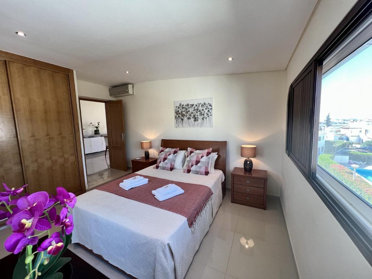 Quarteira Classic 1 With Pool By Homing المظهر الخارجي الصورة